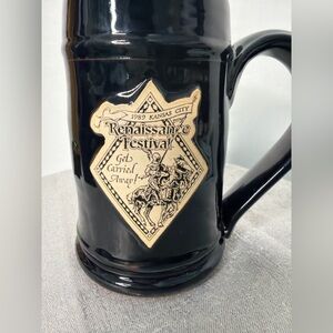 Kansas City Renaissance Festival Mug 1990 Black Ceramic Stein(F70)@